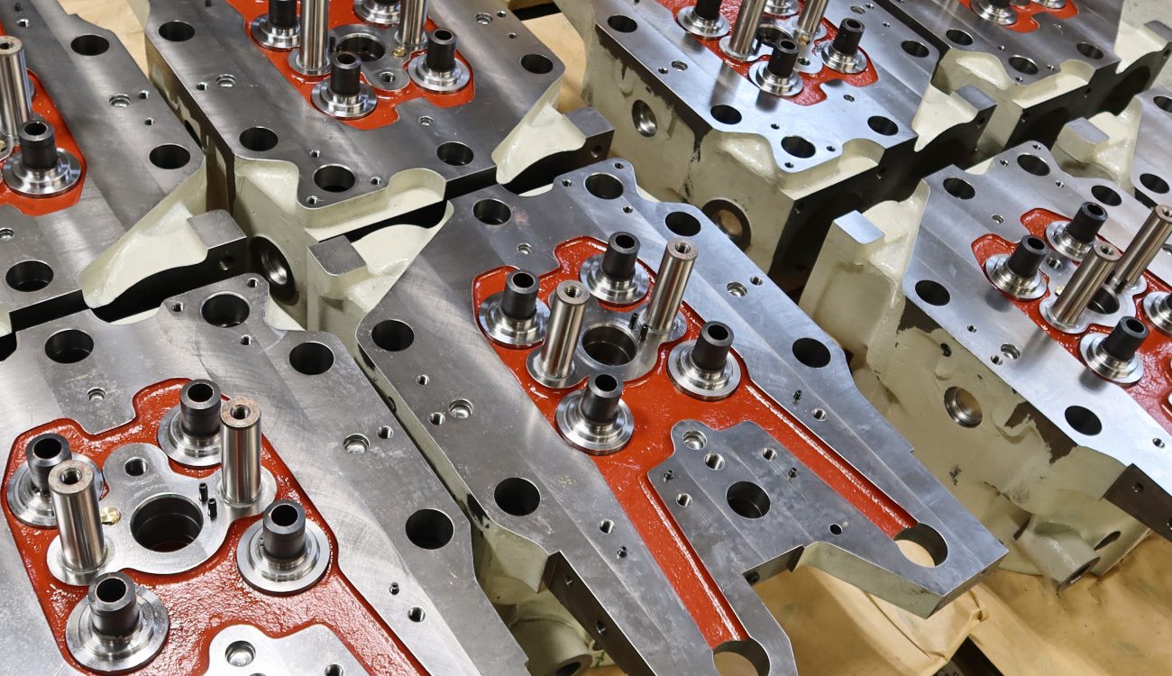Power Generation CNC Machining of Cylinder Head Castings & Large Engine Components